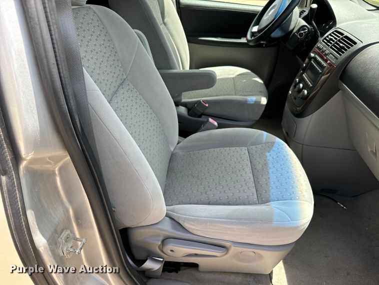 image for item MU9810 2007 Chevrolet  Uplander LS van