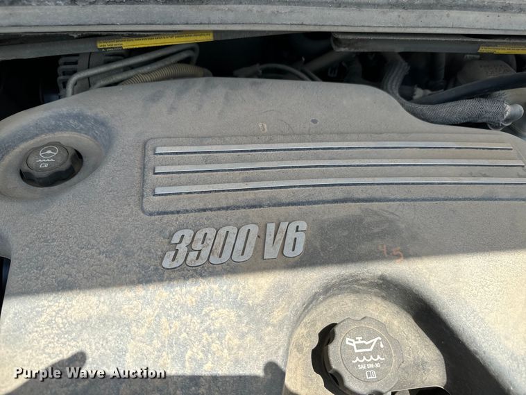 image for item MU9810 2007 Chevrolet  Uplander LS van