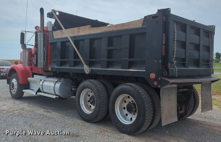 image for item NG9891 2002 Kenworth  W900 dump truck
