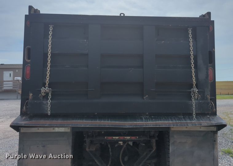 image for item NG9891 2002 Kenworth  W900 dump truck