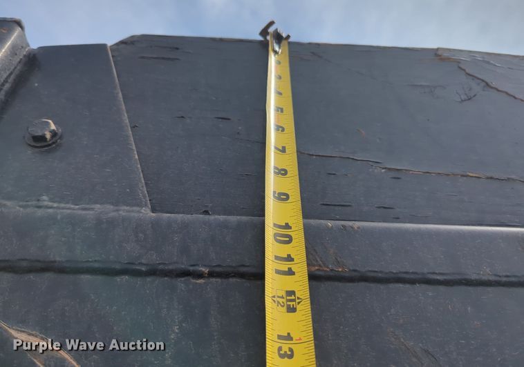 image for item NG9891 2002 Kenworth  W900 dump truck