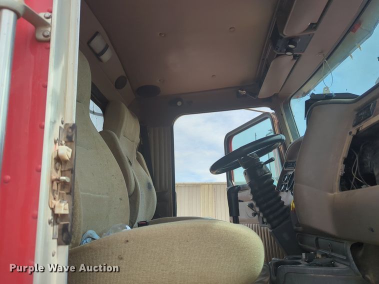 image for item NG9891 2002 Kenworth  W900 dump truck