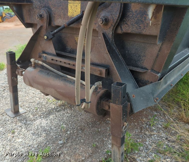 image for item NG9894 2018 Construction Trailer Specialists BDT 40 bottom dump trailer