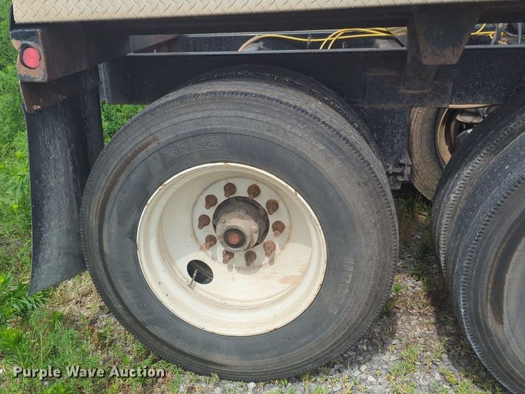 image for item NG9894 2018 Construction Trailer Specialists BDT 40 bottom dump trailer