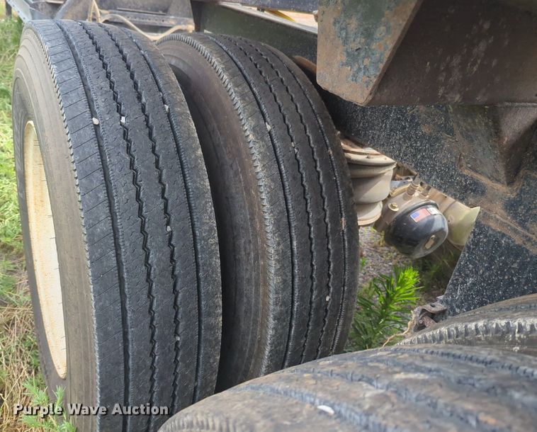 image for item NG9894 2018 Construction Trailer Specialists BDT 40 bottom dump trailer