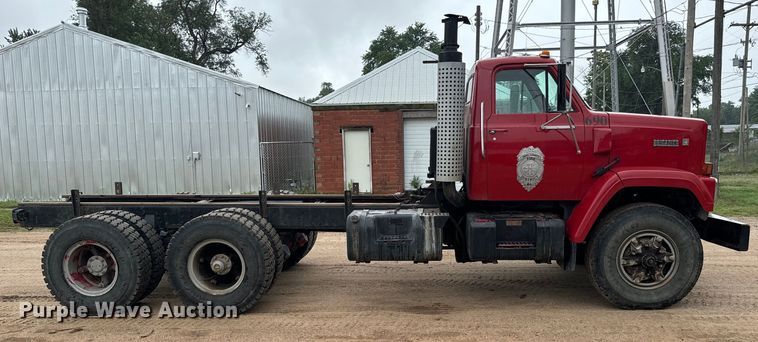 image for item NL9917 1982 GMC Brigadier  truck cab and chassis