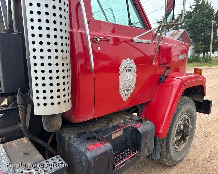 image for item NL9917 1982 GMC Brigadier  truck cab and chassis