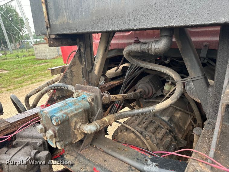 image for item NL9917 1982 GMC Brigadier  truck cab and chassis