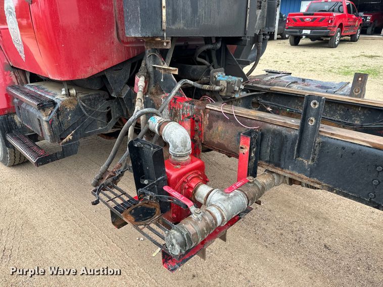 image for item NL9917 1982 GMC Brigadier  truck cab and chassis