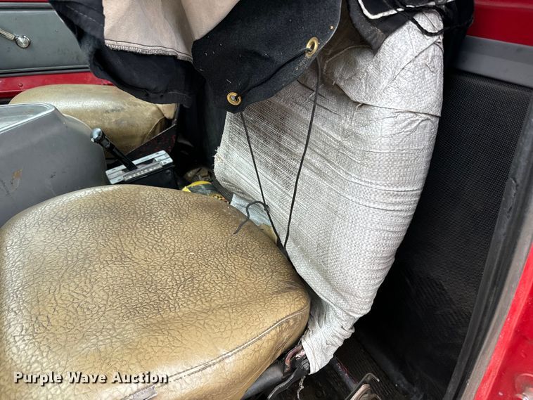 image for item NL9917 1982 GMC Brigadier  truck cab and chassis