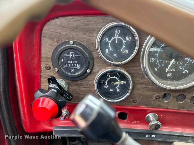 image for item NL9917 1982 GMC Brigadier  truck cab and chassis