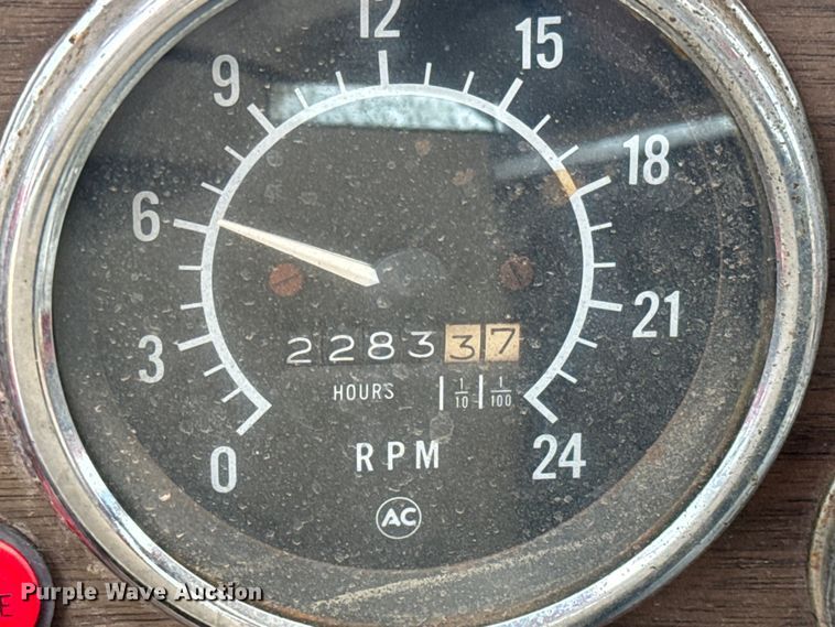 image for item NL9917 1982 GMC Brigadier  truck cab and chassis