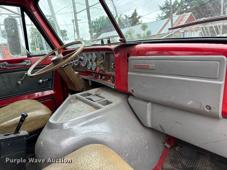 image for item NL9917 1982 GMC Brigadier  truck cab and chassis