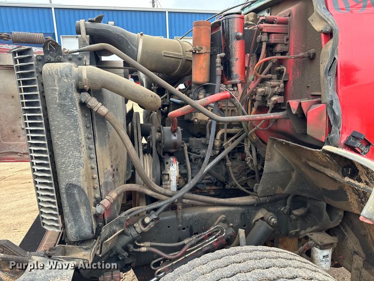 image for item NL9917 1982 GMC Brigadier  truck cab and chassis