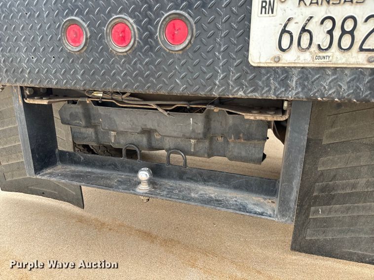 image for item NL9918 2002 Ford F450 Super Duty XL brush fire truck