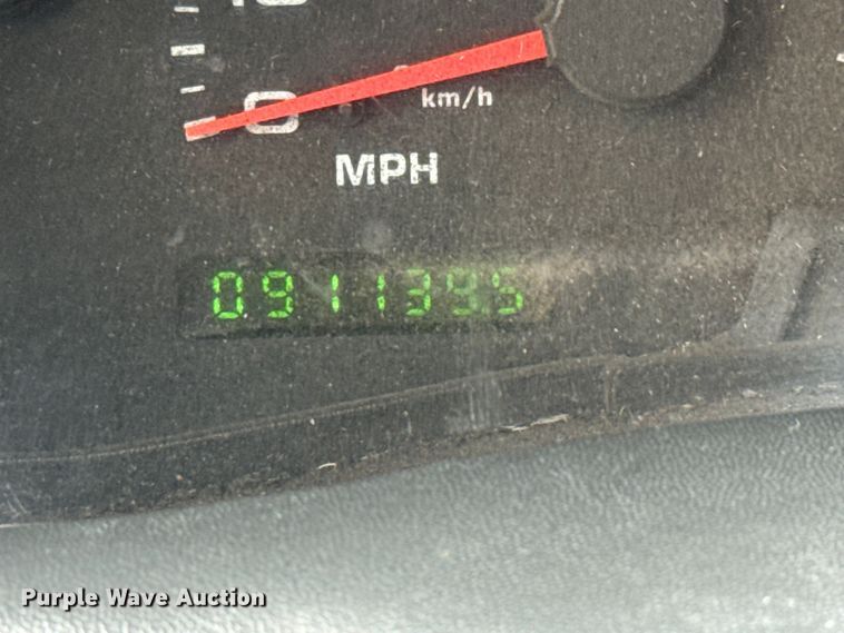 image for item NL9918 2002 Ford F450 Super Duty XL brush fire truck