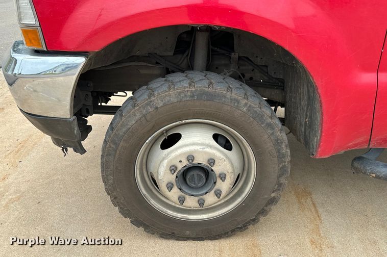 image for item NL9918 2002 Ford F450 Super Duty XL brush fire truck