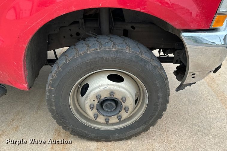 image for item NL9918 2002 Ford F450 Super Duty XL brush fire truck