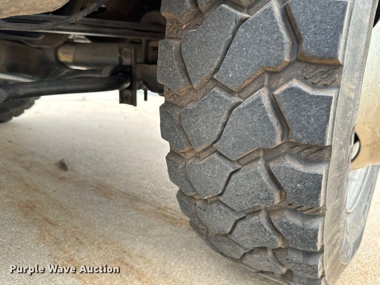 image for item NL9918 2002 Ford F450 Super Duty XL brush fire truck