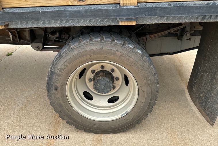 image for item NL9918 2002 Ford F450 Super Duty XL brush fire truck