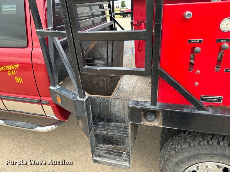 image for item NL9919 2001 Dodge Ram 3500 Quad Cab brush fire truck