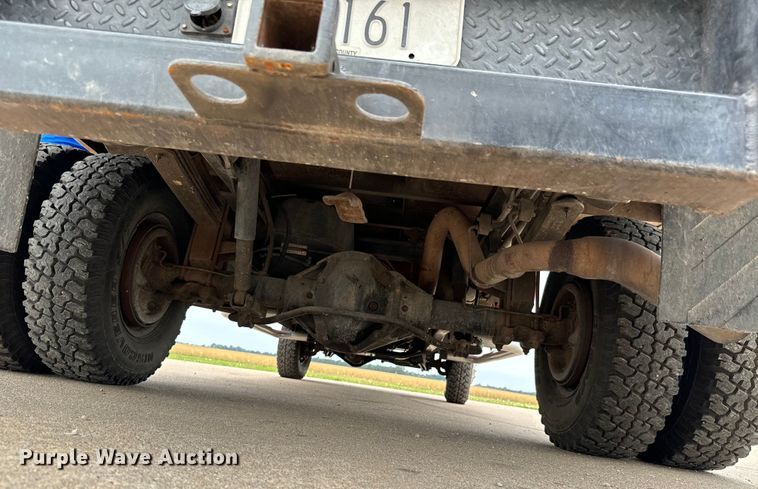 image for item NL9919 2001 Dodge Ram 3500 Quad Cab brush fire truck