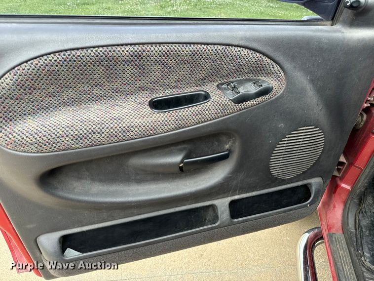 image for item NL9919 2001 Dodge Ram 3500 Quad Cab brush fire truck