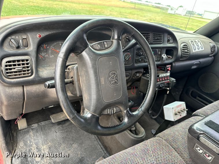 image for item NL9919 2001 Dodge Ram 3500 Quad Cab brush fire truck