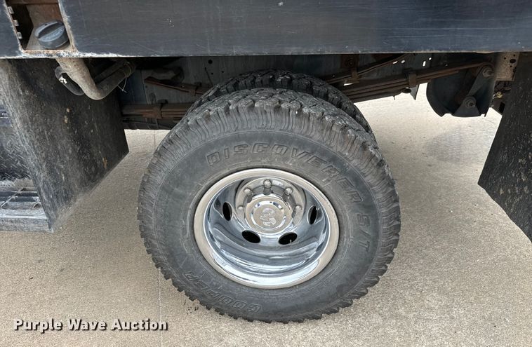 image for item NL9919 2001 Dodge Ram 3500 Quad Cab brush fire truck