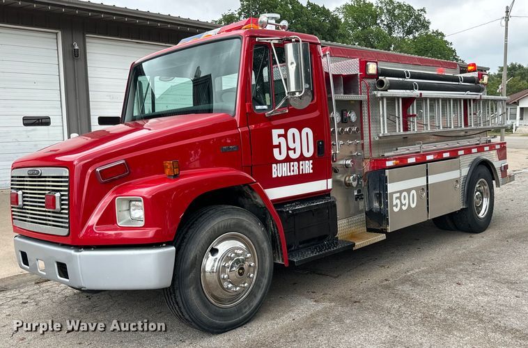 image for item NL9920 1999 Freightliner  FL70 pumper fire truck