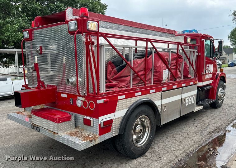 image for item NL9920 1999 Freightliner  FL70 pumper fire truck