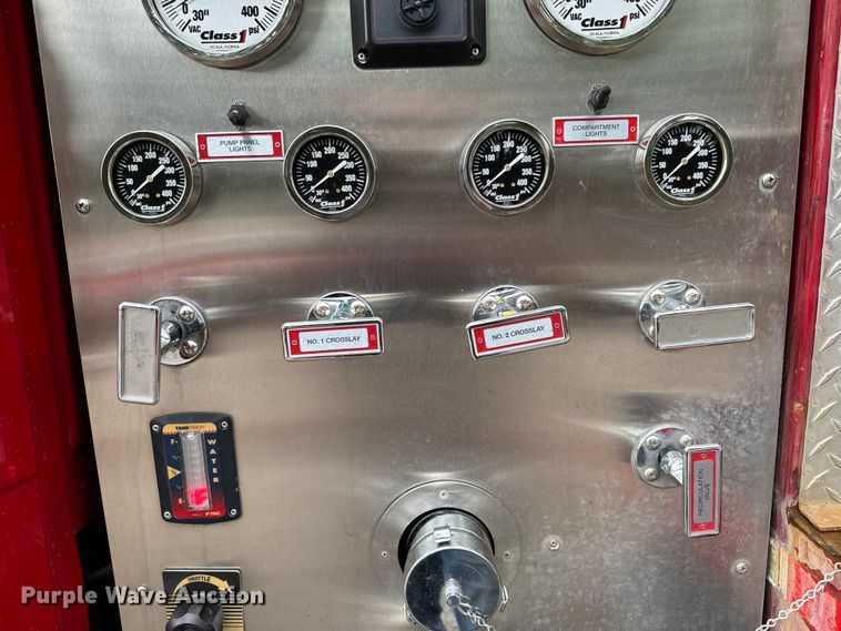 image for item NL9920 1999 Freightliner  FL70 pumper fire truck