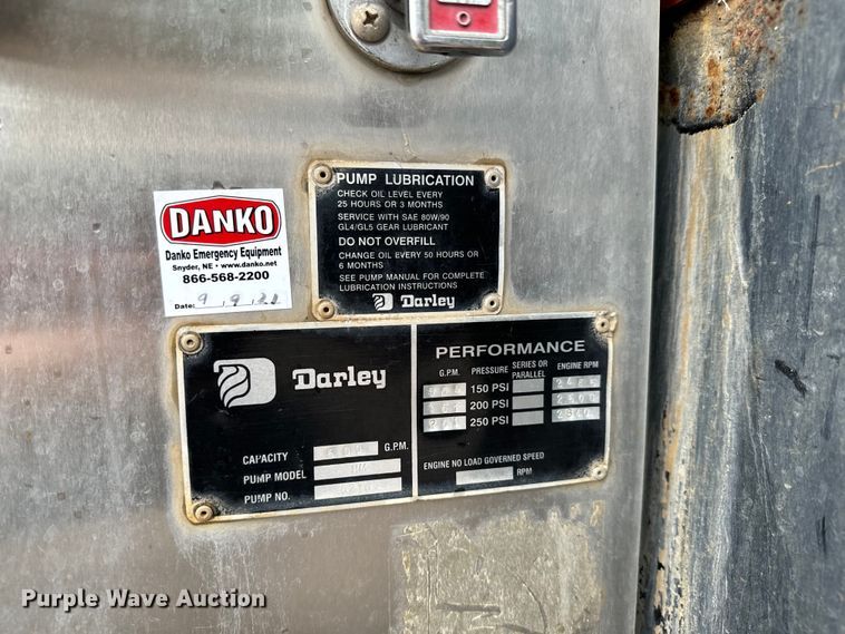 image for item NL9920 1999 Freightliner  FL70 pumper fire truck