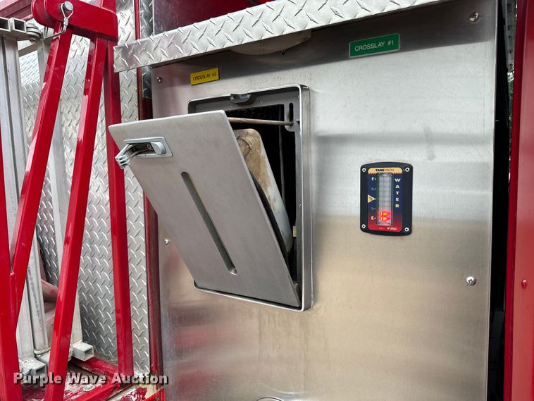 image for item NL9920 1999 Freightliner  FL70 pumper fire truck