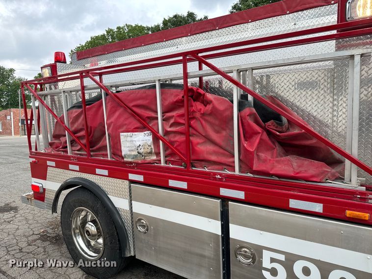 image for item NL9920 1999 Freightliner  FL70 pumper fire truck