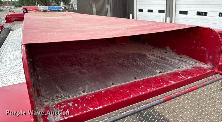 image for item NL9920 1999 Freightliner  FL70 pumper fire truck