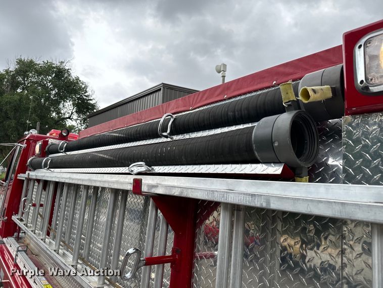 image for item NL9920 1999 Freightliner  FL70 pumper fire truck