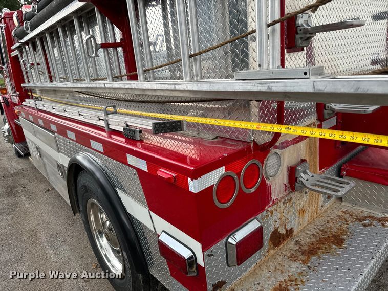 image for item NL9920 1999 Freightliner  FL70 pumper fire truck