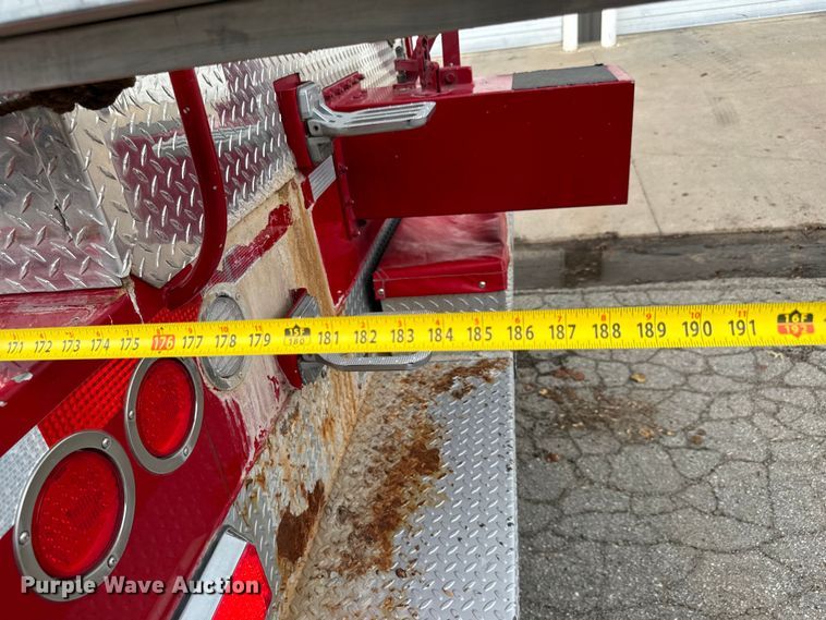 image for item NL9920 1999 Freightliner  FL70 pumper fire truck