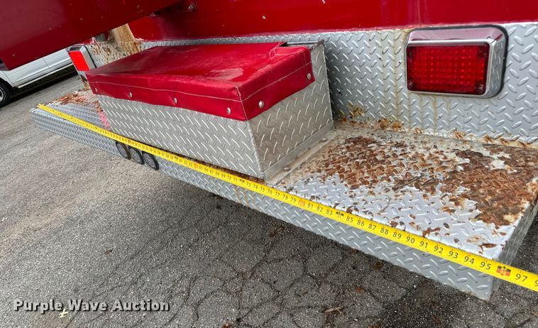 image for item NL9920 1999 Freightliner  FL70 pumper fire truck