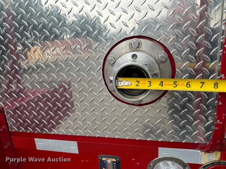 image for item NL9920 1999 Freightliner  FL70 pumper fire truck