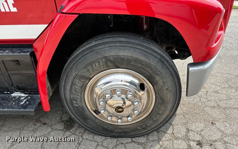 image for item NL9920 1999 Freightliner  FL70 pumper fire truck