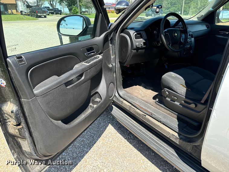 image for item NL9979 2014 Chevrolet  Tahoe Police SUV