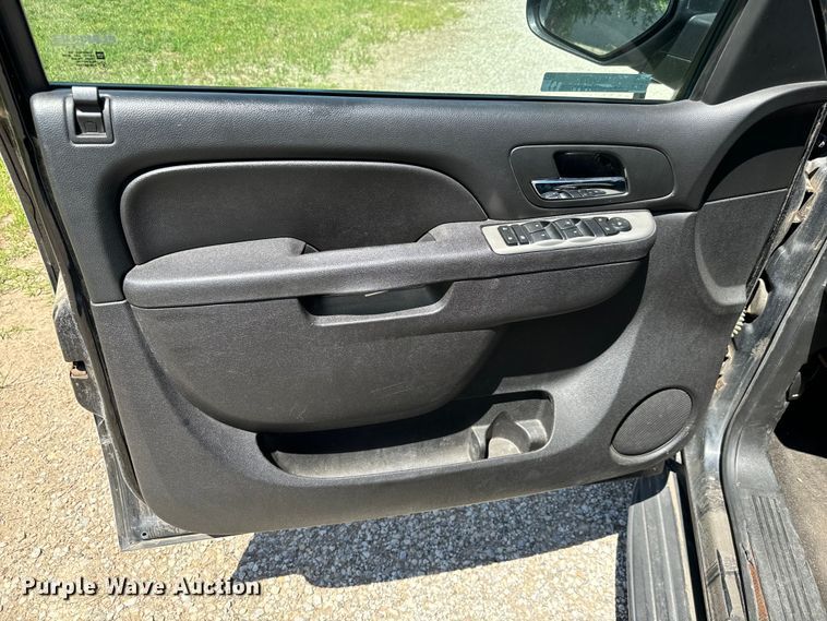 image for item NL9979 2014 Chevrolet  Tahoe Police SUV