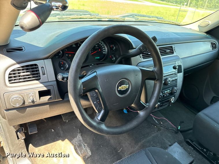 image for item NL9979 2014 Chevrolet  Tahoe Police SUV