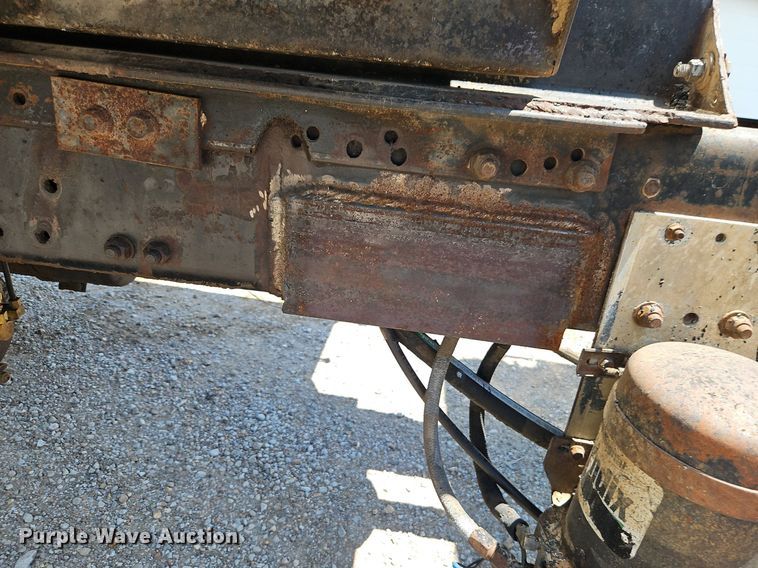 image for item NS9528 1990 Freightliner FLD dump truck