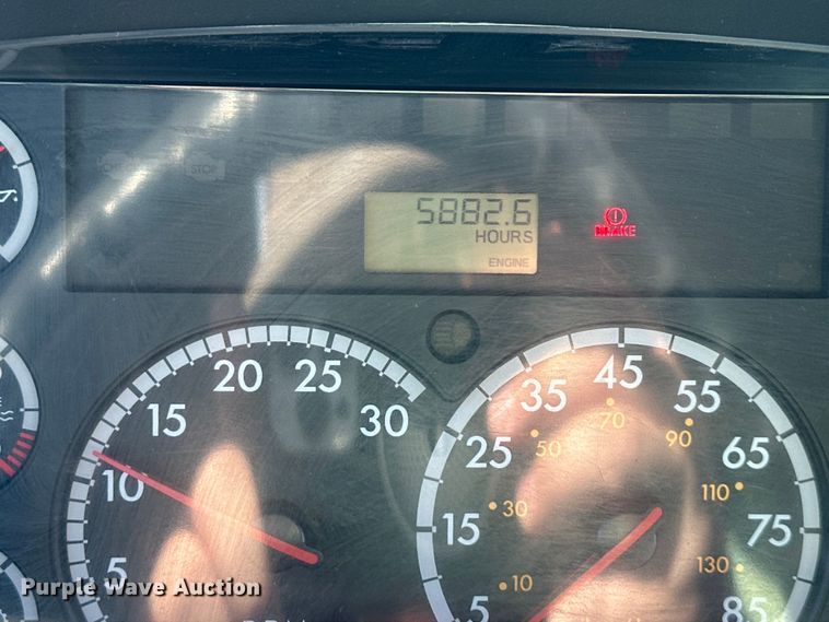 image for item NT9388 2010 Thomas Built B2  school bus