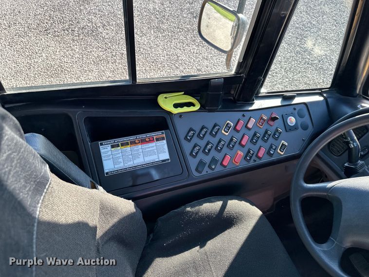 image for item NT9389 2009 Thomas Built B2 school bus