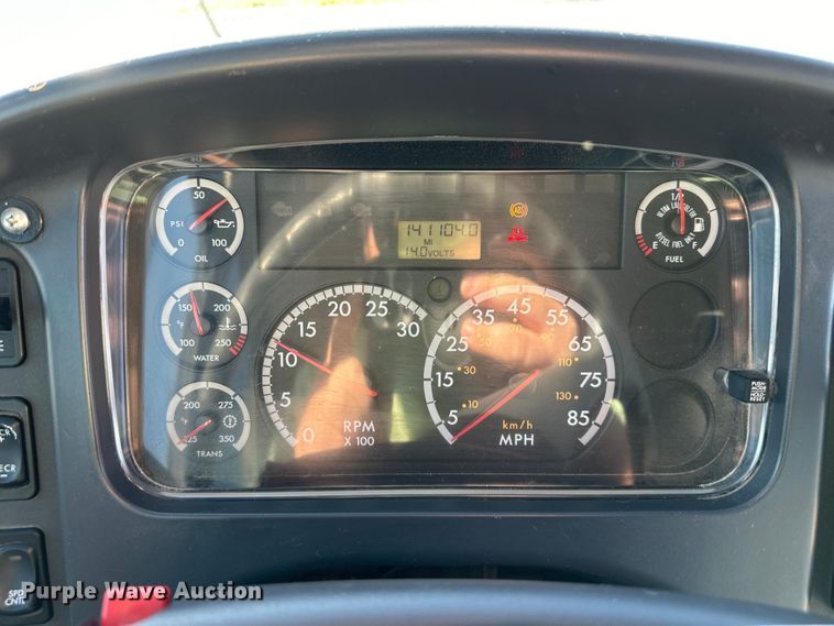 image for item NT9389 2009 Thomas Built B2 school bus