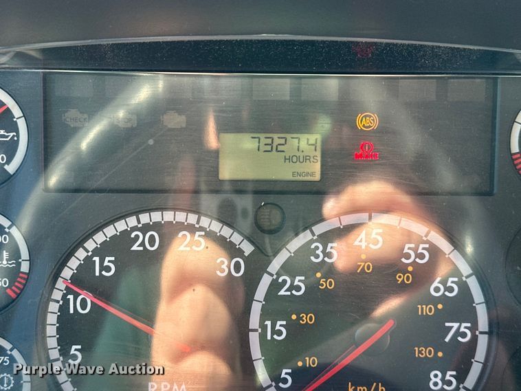 image for item NT9389 2009 Thomas Built B2 school bus